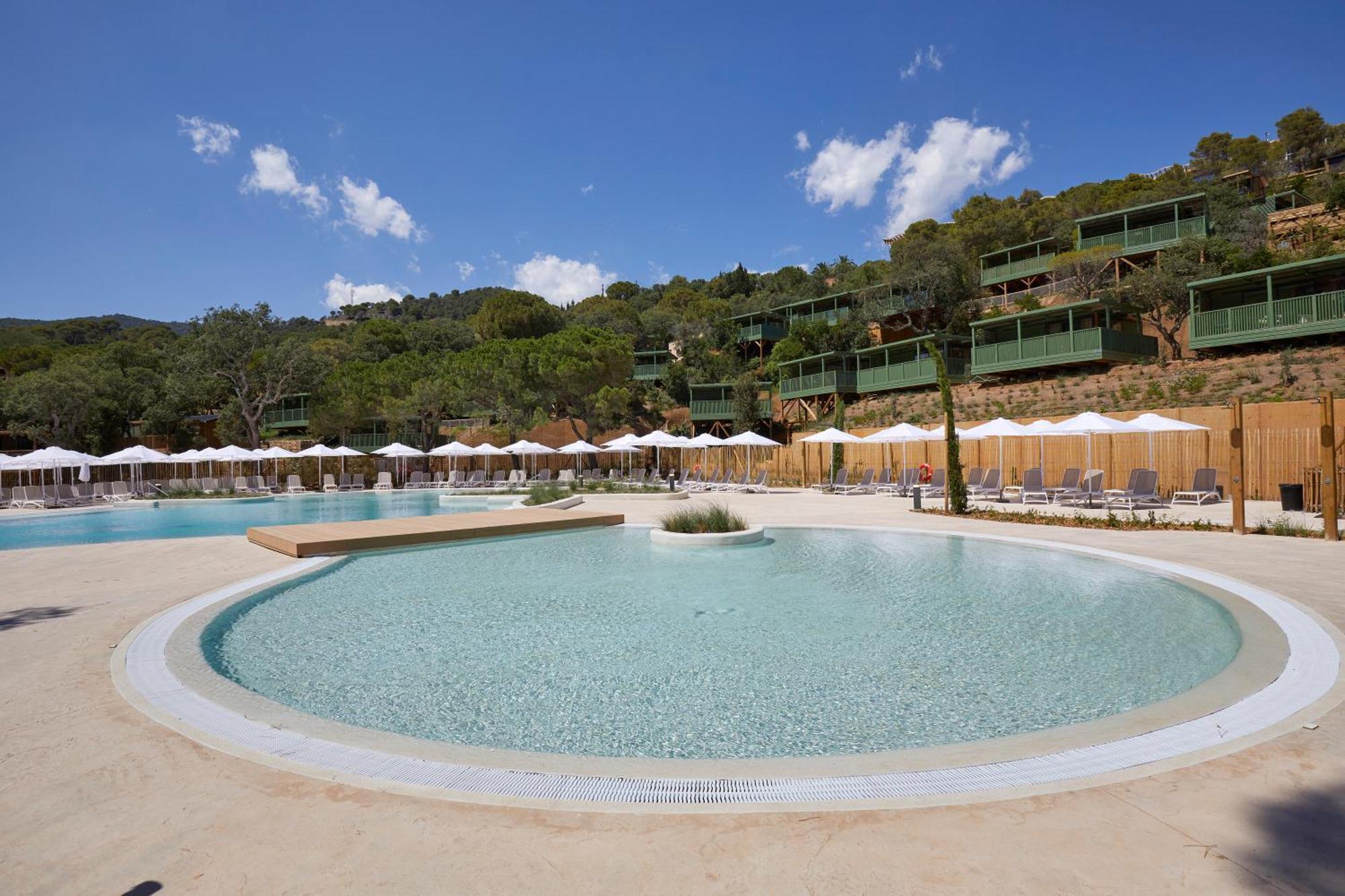 Camping Cala Pola 滨海托萨 外观 照片