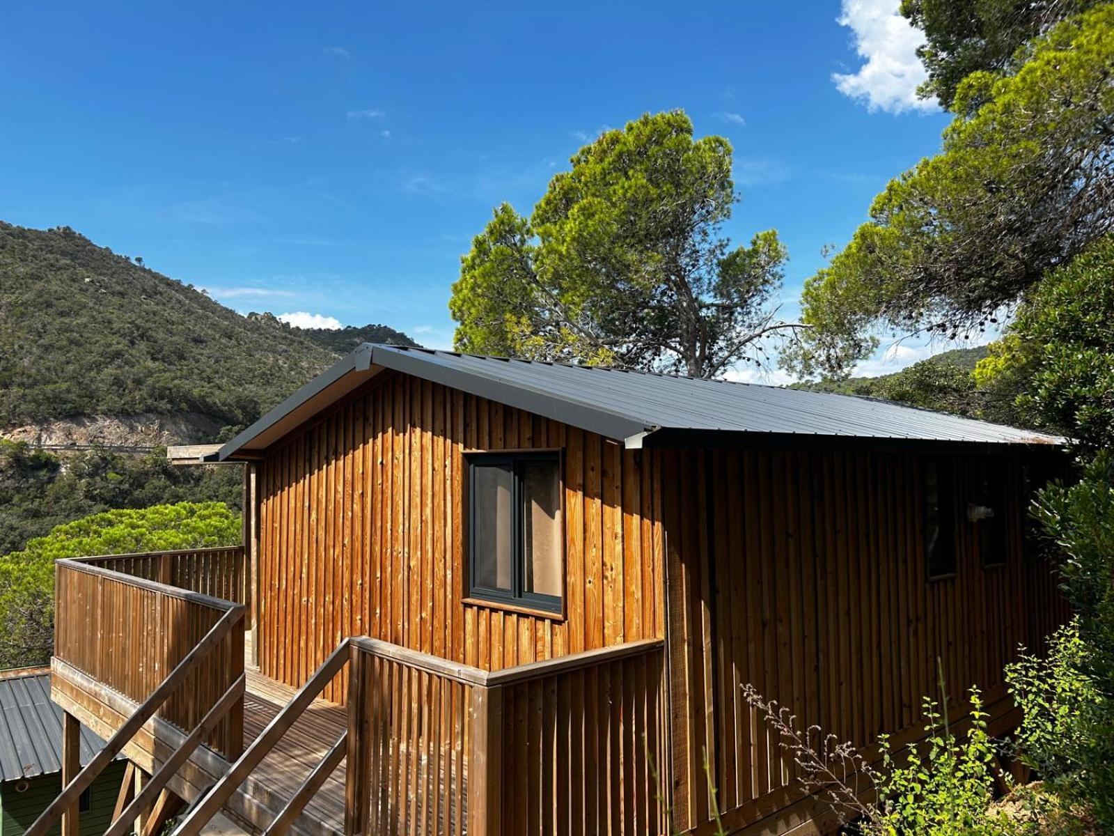 Camping Cala Pola 滨海托萨 外观 照片